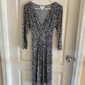 LOFT Monochrome Long Sleeve Dress